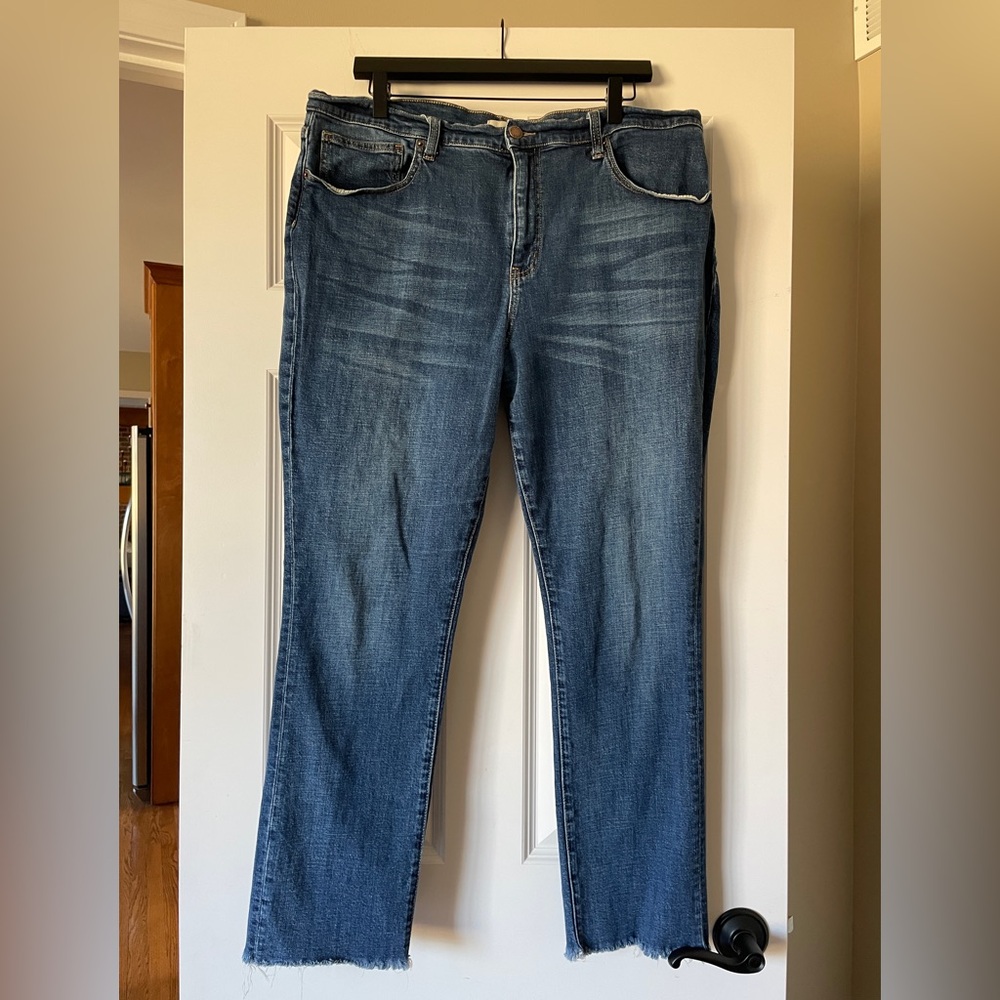 Oliver Logan Crosby Relaxed Taper Women's Jeans